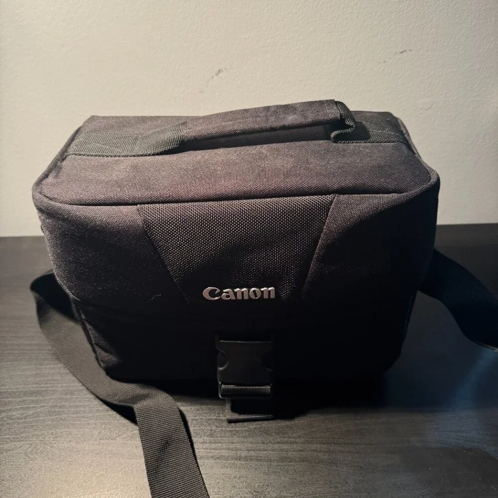 Canon EOS Rebel T6 Complete Bundle